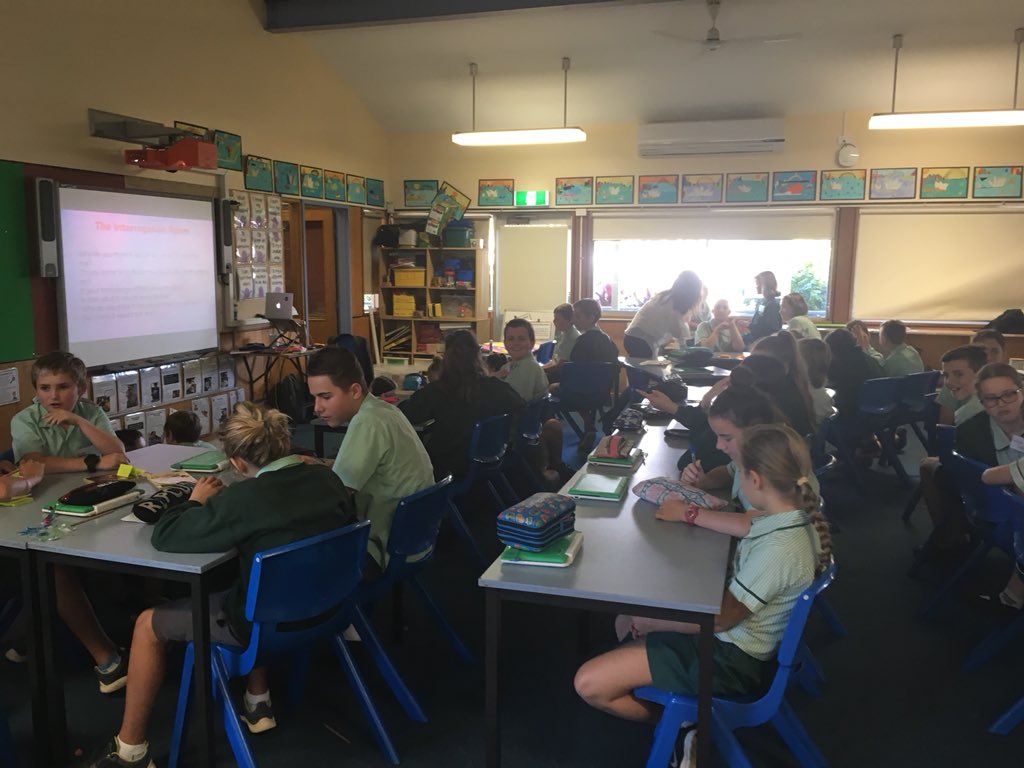 Such a buzz in the room as students explored the tools to design and navigate their unique futures! <a href="/BEcoMEeducation/">BECOME.</a> #BPPS_PL #futurecareer #studentengagement