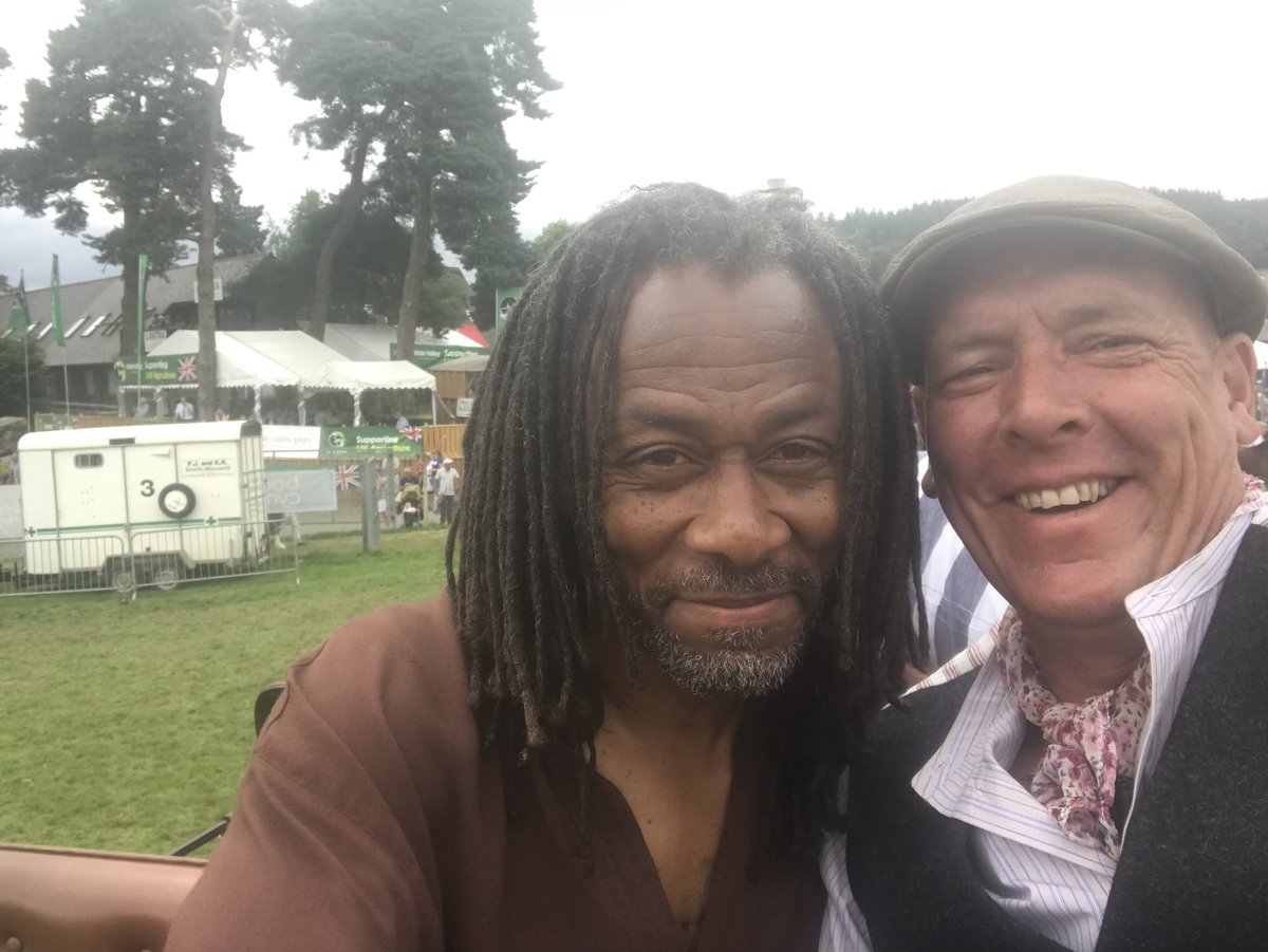 1GarethWynJones's tweet photo. @Telesgop @katehumble @theblkgardener @hangfirebbq Yes what a few days weโve had #BBCRWS https://t.co/Ok3GroEWSo