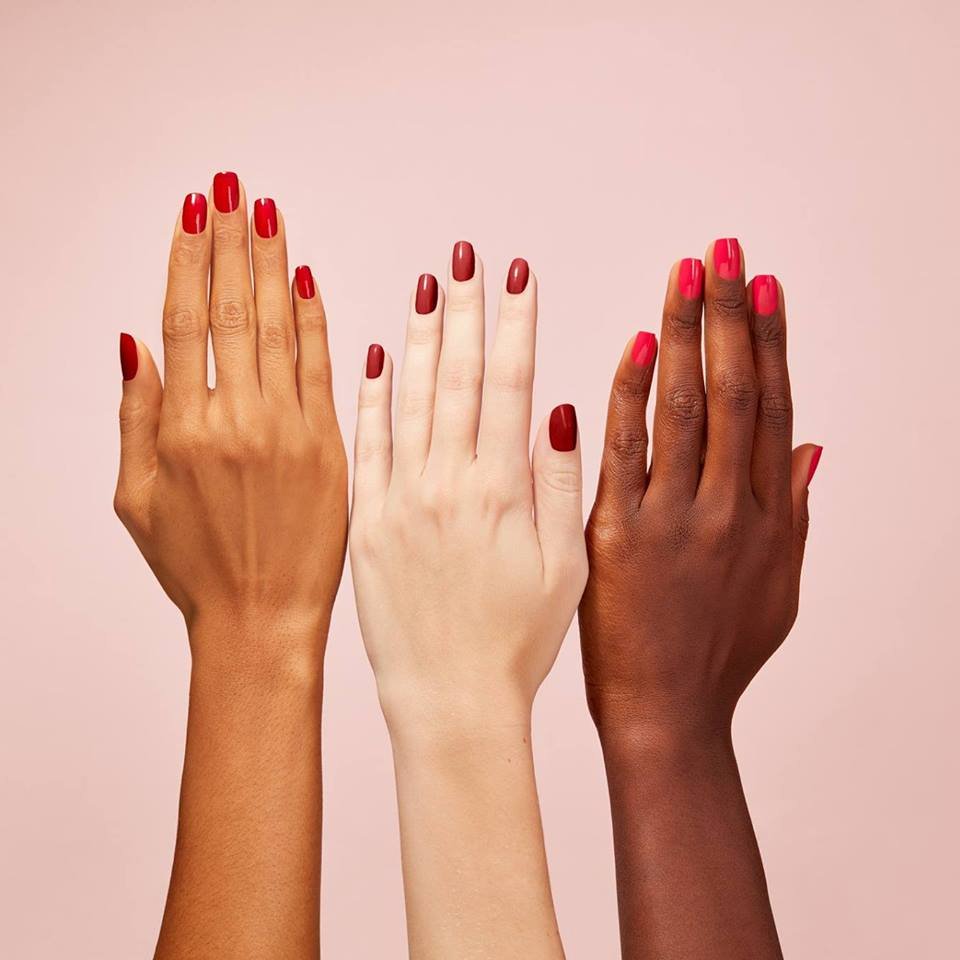 arcopeluqueria's tweet image. ¿Eres de las que apuestas por el rojo? Si el rojo es tu color, te proponemos 3 clásicos de #OPI para acertar este verano: #CocaColaRed, #BigAppleRed y #MalagaWine