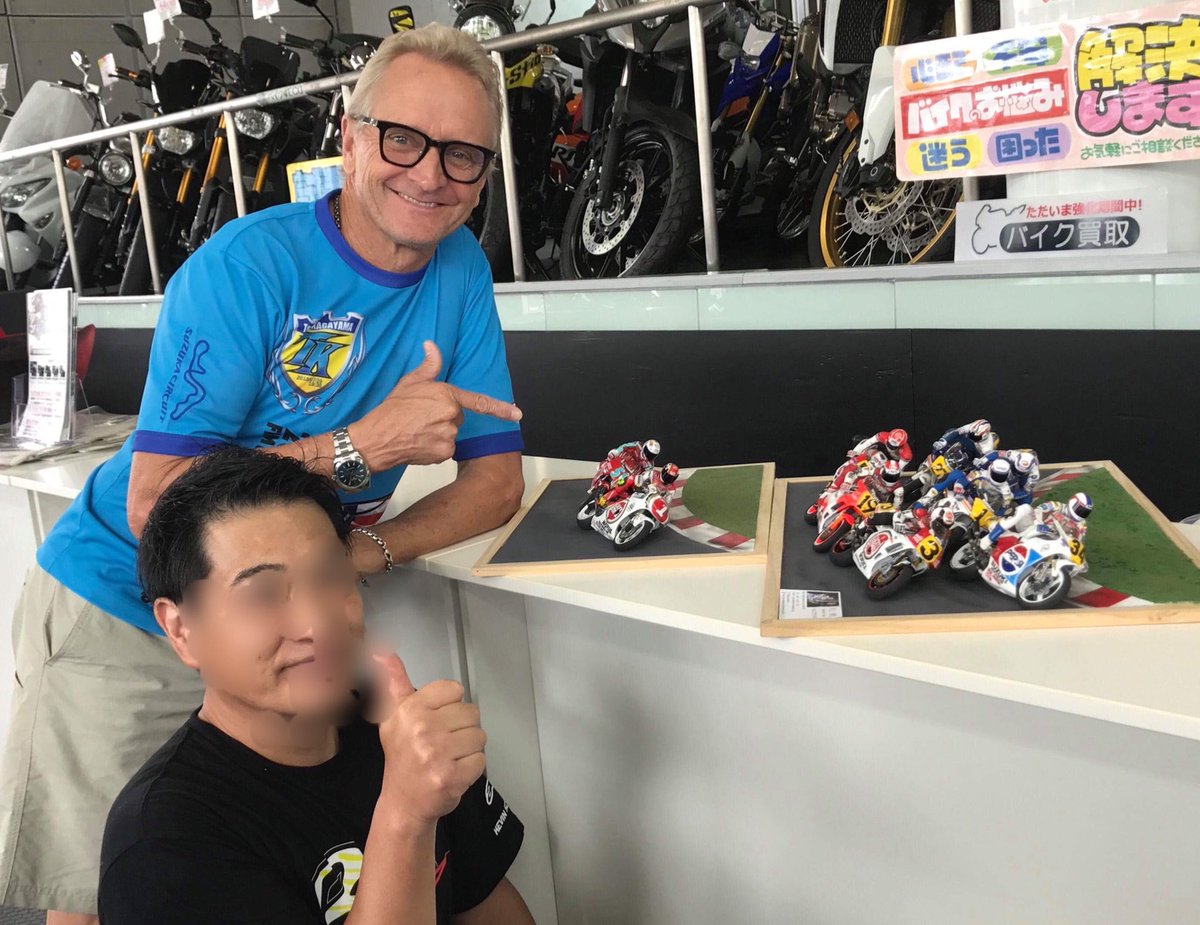 ヘルニアライダー tweet media