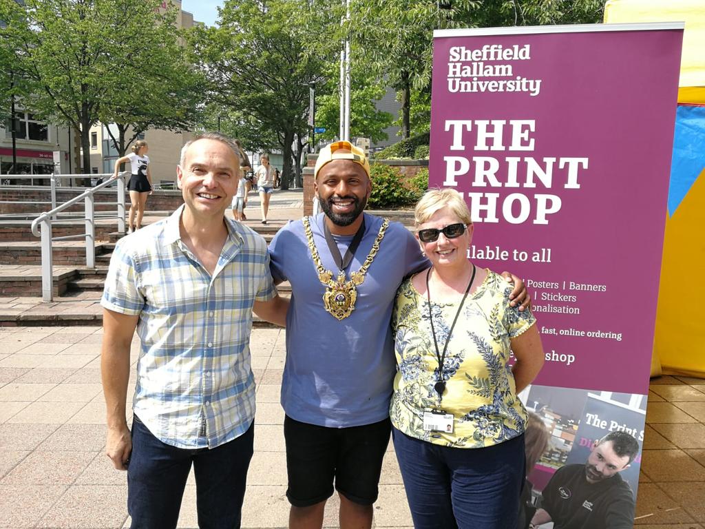 Bishowl's tweet photo. @SHUOutreach Lord Mayors seal of approval #FamilyFunDay2018 https://t.co/xMZ9mRC9EC