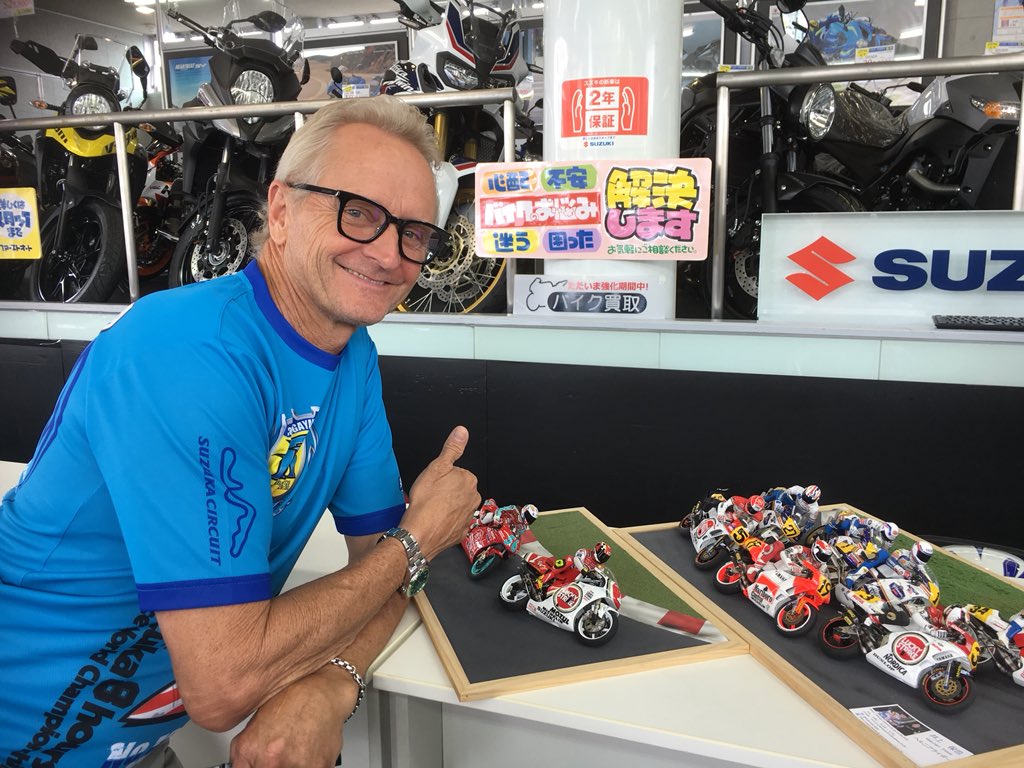 ヘルニアライダー tweet media