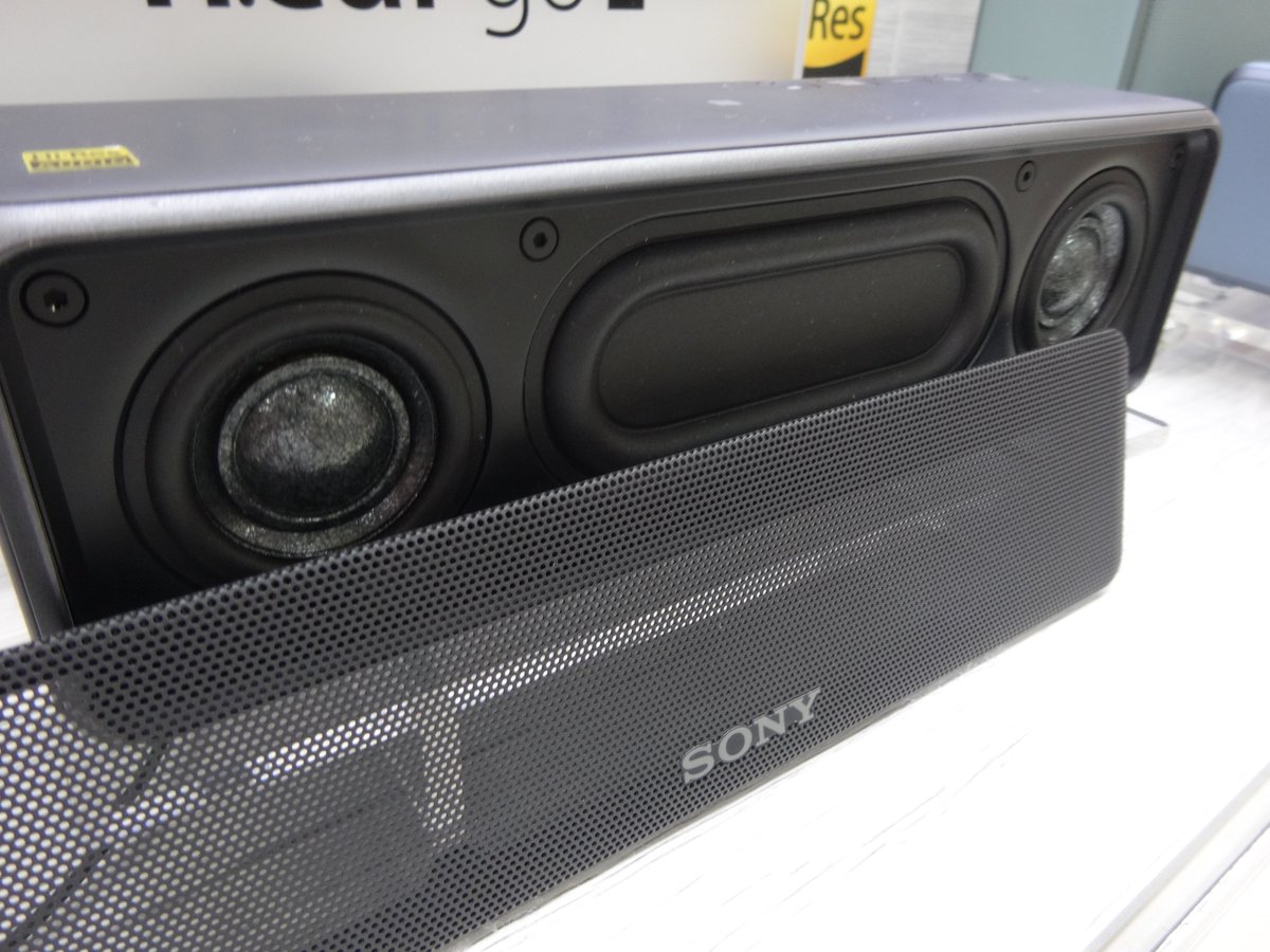 O Xrhsths ヨドバシカメラ 京急上大岡店 Sto Twitter お部屋でゆっくり音楽を楽しめる Bluetoothスピーカー Iphone や Xperia などのスマートフォンでも高音質再生 ゆったりクラシックjazzを聴いたり 夏フェス のお気に入りアーティストの曲を聴きませんか