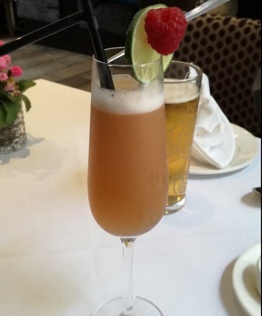 We'll be serving you from midday

Cheeky lunch time drinks ... mid afternoon drinks ... or after work

Friday is our favourite day of the week

#sandbach