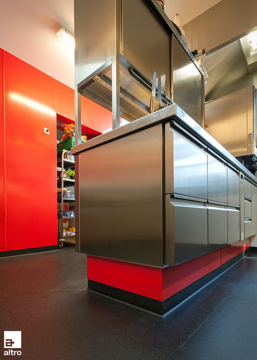 Don’t let your floors and walls ‘part company’! The Altro system is an impervious solution even for kitchens and wet environments.