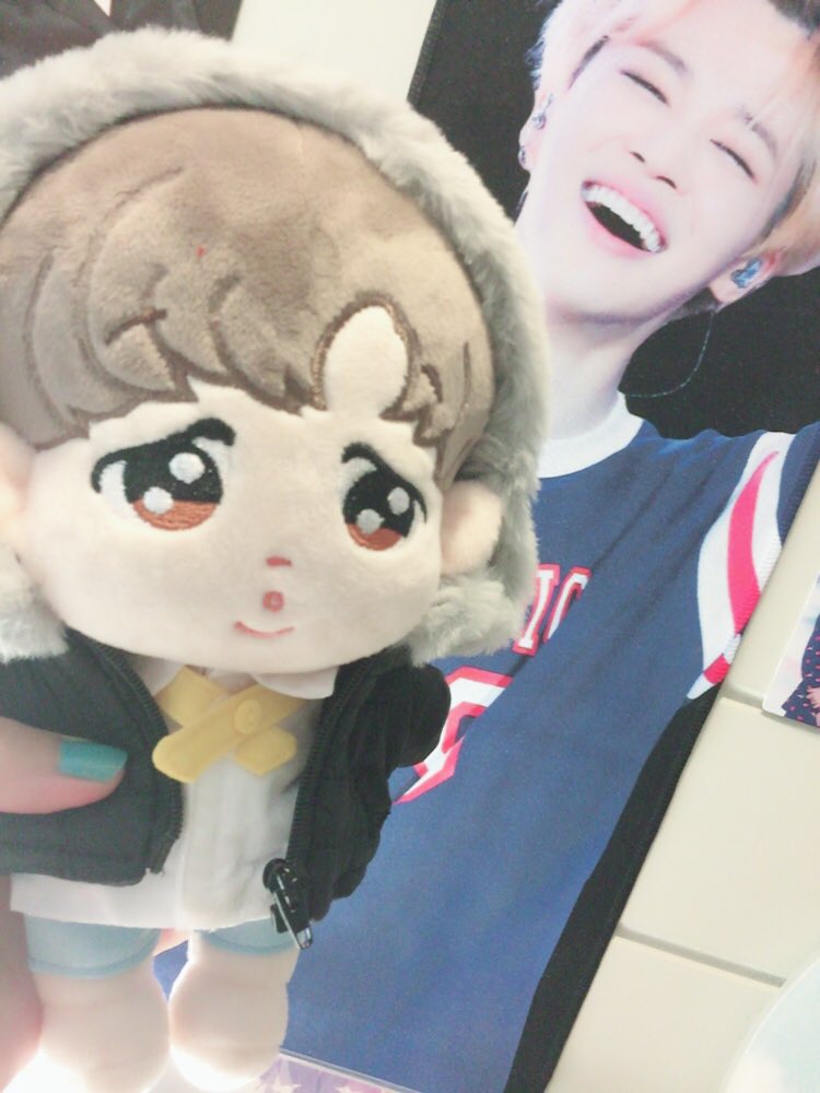 LiveinFluffyWay's tweet photo. 喔嗚他是全世界最可愛的鵝子(;´༎ຶД༎ຶ`)💛💛💛🐥☺️謝謝小角的代購@AngleMeetsBoyz ! Gucchim is really cute😭Thank you💕💕😘@GUCCHIM1 https://t.co/GhGl4CxlV1