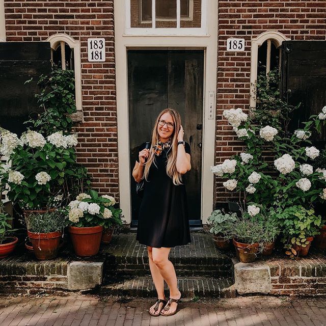 This may come as a surprise, but I left my “big” camera back home in the States. And yes, it was on purpose. 😜 Of course I love taking photos and traveling creates so many photo opportunities, but I also feel this invisible pressure to take amazing p… ift.tt/2NP82cs