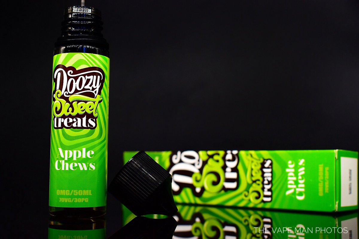 thevapemanphoto's tweet photo. And today is an #applechews day. From one of my favourite juices companies this is @doozyvapeco #apple #chews from there #doozysweettreats line and believe me when opened this will not last me long it’s an #amazing #vapejuice so go and check the out at https://t.co/PUSdiPfjus https://t.co/pmyUWvP1fZ