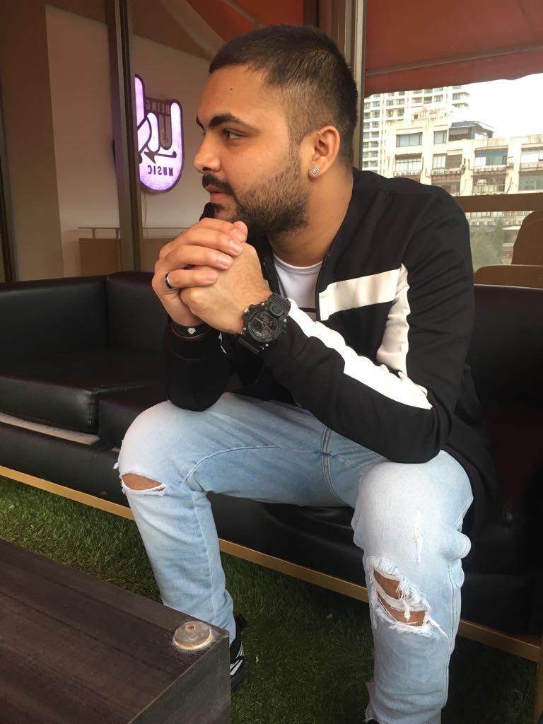 Everything is better with music, isn't it?
#Sunday #SundayFeels #SundayVibes #Music #MusicQuote