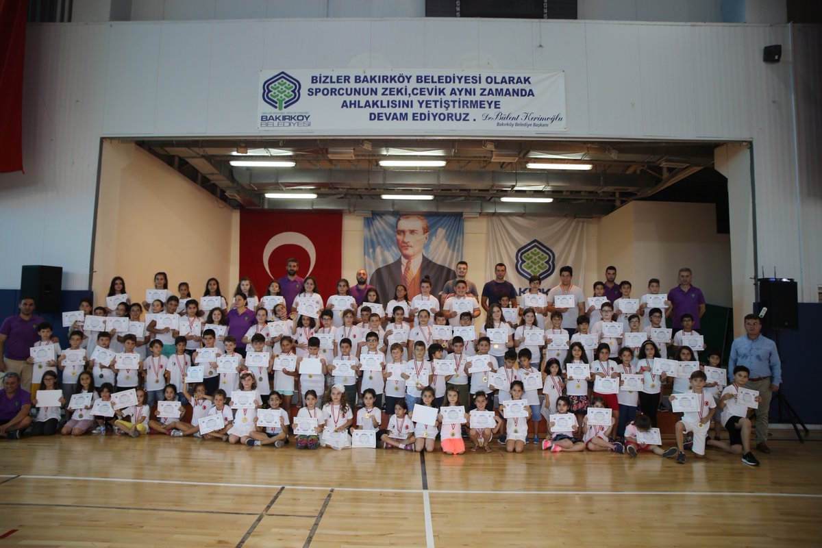 DrKerimoglu's tweet photo. Her yıl olduğu gibi bu yıl da çocuklarımızın tatillerini SPORLA geçirmeleri için başlattığımız;ÜCRETSİZ YAZ SPOR OKULLARIMIZIN ikinci dönemini tamamladık. Sağlıklı nesiller yetiştirmek için spora verdiğimiz desteğimizi arttırarak devam edeceğiz.
#GururumuzBakırköy #MUTLUÇOCUKLAR https://t.co/4K0Xc0JEL3