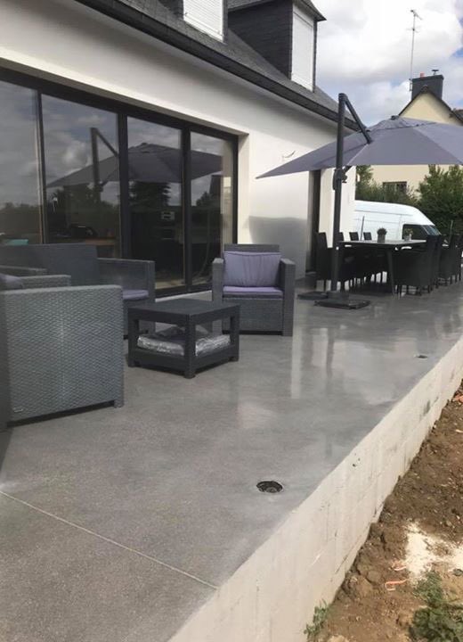diamsols's tweet photo. Réalisation d'un béton poli quartzé sur une terrasse d'un particulier. https://t.co/mJvYLigLMn