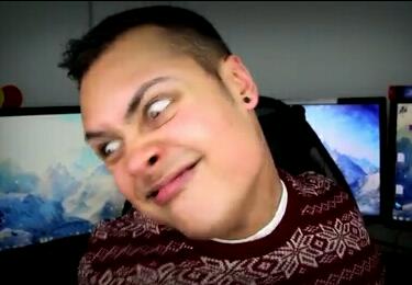 RaulAdam13's tweet photo. #MessYourself I get some special picture of you.. I can't stop laughing when I looked at this face... 🤣🤣🤣 https://t.co/8j7V66gA3h
