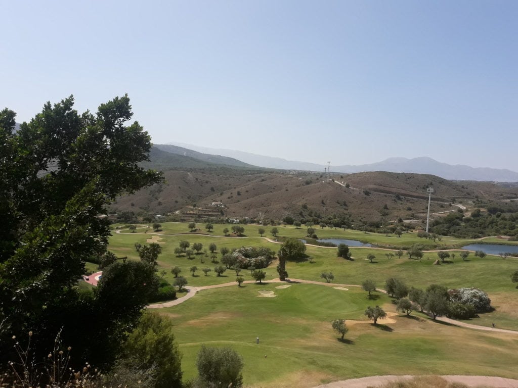 lifeinmalaga's tweet photo. No esperes más y empieza a vivir momentos inolvidables con gente especial en lugares espectaculares.
VFT/MA/19866
#Villa #vacaciones #Familia #piscinas #golf https://t.co/tZllGv9zFa https://t.co/3UKTArS5Uw
