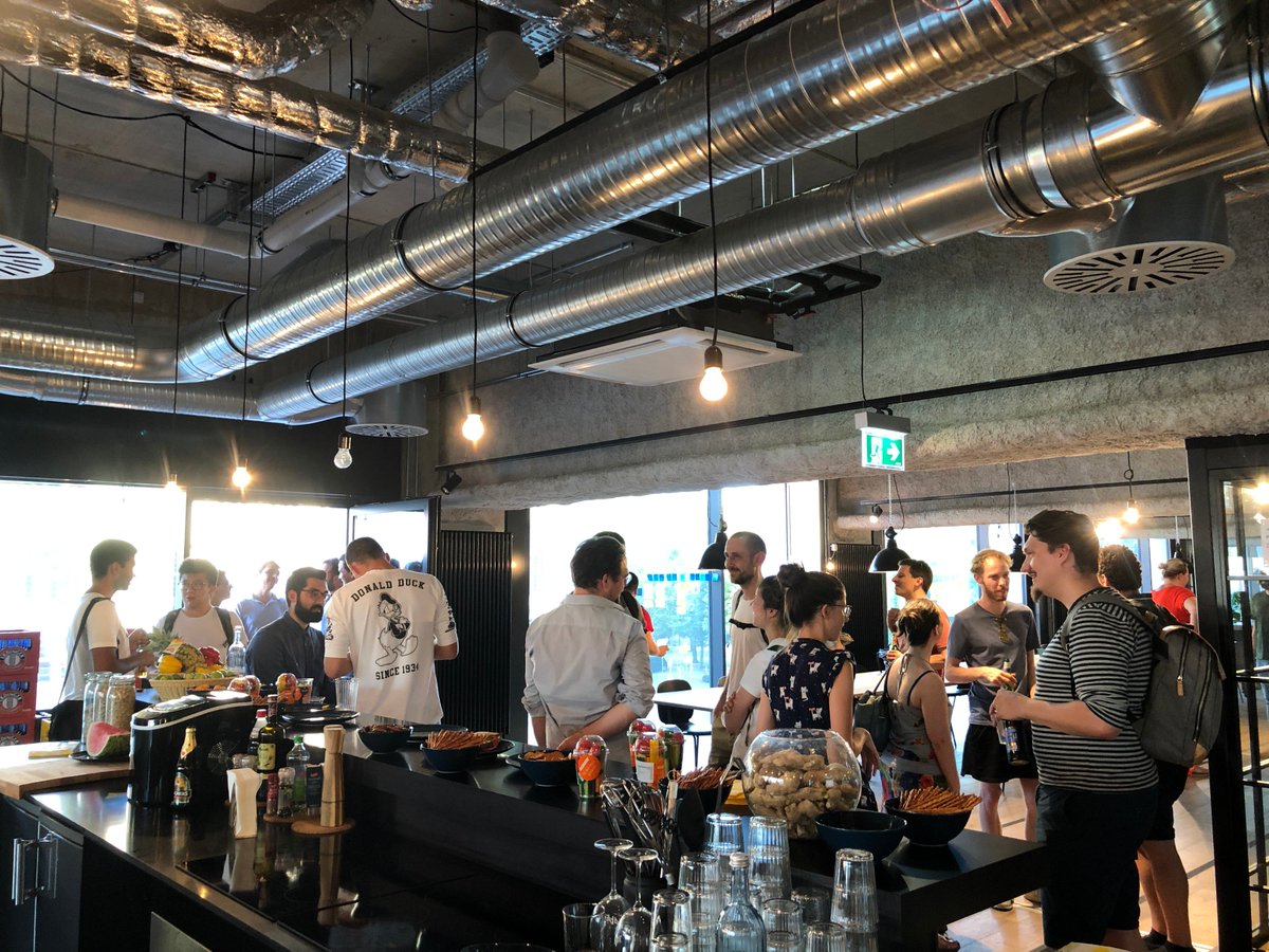 Sumup On Twitter Last Night We Hosted Our First Mobile Meetup At The New Berlin Office Thanks To Our Ios And Android Engineers Sebastian And Vince For Sharing Knowledge About Our Native