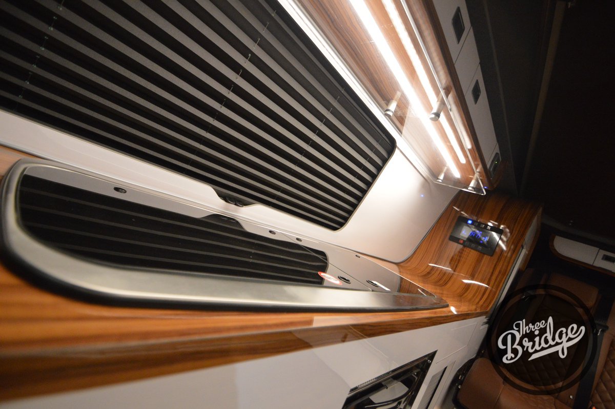 Trek_RV's tweet photo. Another LWB Infinity conversion completed, with luxury custome brown leather, Webasto heating, Reimo 3000 bed, digital power management #infinity #threebridge #leather #reimo #webasto #waeco #smev #vwcamper #vwt6 #volkswagen https://t.co/AQr2IHAGBS