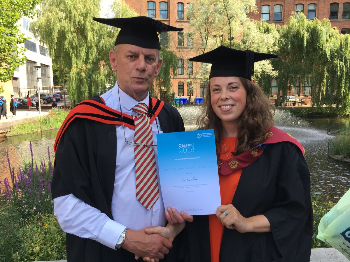 ManMet Life Sciences (@mmu_lifescience) on Twitter photo Congratulations to Ava Brockbank from @LabMedicineCMFT receiving the #IBMS Poster Prize from <a href="/IBMScience/">IBMS #AtTheHeartOfHealthcare</a> representative Dave Eccleston 🎓😎 Congratulations to Ava Brockbank from @LabMedicineCMFT receiving the #IBMS Poster Prize from <a href="/IBMScience/">IBMS #AtTheHeartOfHealthcare</a> representative Dave Eccleston 🎓😎
