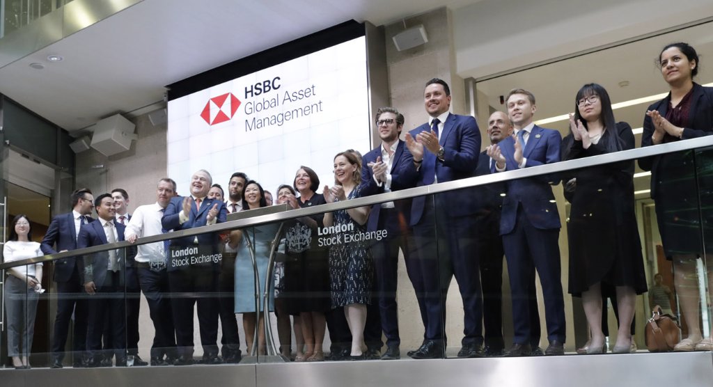 Proud to share we opened London markets this morning at the <a href="/LSEplc/">London Stock Exchange</a> to list HSBC’s latest ETF, providing for China A Shares. grp.hsbc/6012DS7Xa