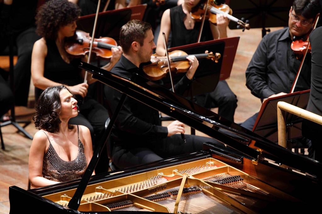 BuniatishviliKh's tweet photo. Roma♥️
#santaceciliaorchestra #maestroLongYu 
#Tchaikovsky
#Roma #BellaItalia 
@MaestroLongYu @santa_cecilia https://t.co/QKaoHSyBIq