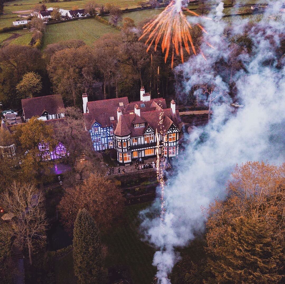 bigfireworkshop's tweet image. As the proud exclusive professional firework display providers for @TilstoneHouse we would highly recommend this stunning venue! Contact us if you are interested in a magical firework display! #Cheshire #Cheshireweddings #CheshireBrides#weddingfireworks#fireworks#celebrity