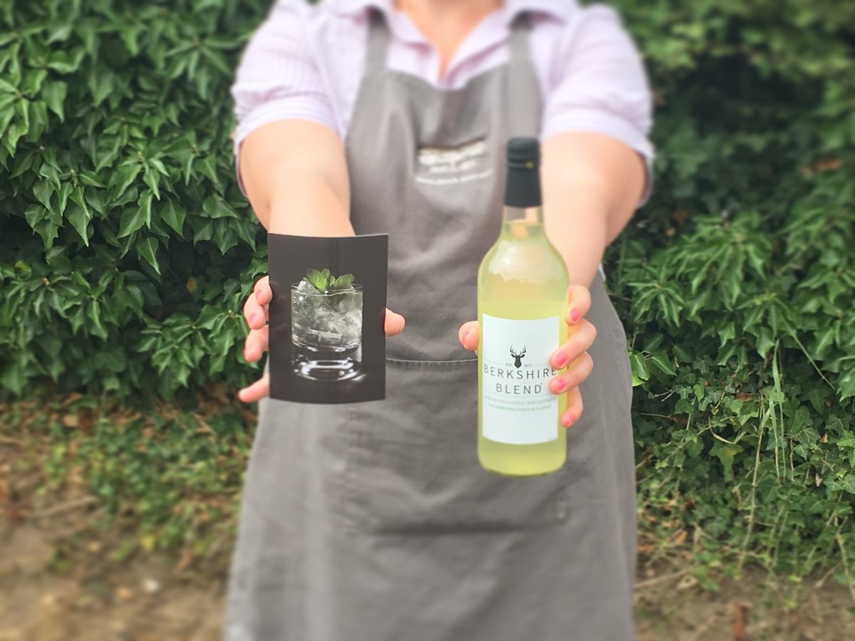 We 💛 local, and this product is a corker 🍾 Berkshire Blend is a fabulous non-alcoholic alternative to a gin and tonic if you’re the designated driver! #welovelocal #newproduct #smallbusiness #designateddriver #noalcoholnoproblem #somethingforeveryone #ginandtonicwithoutthegin