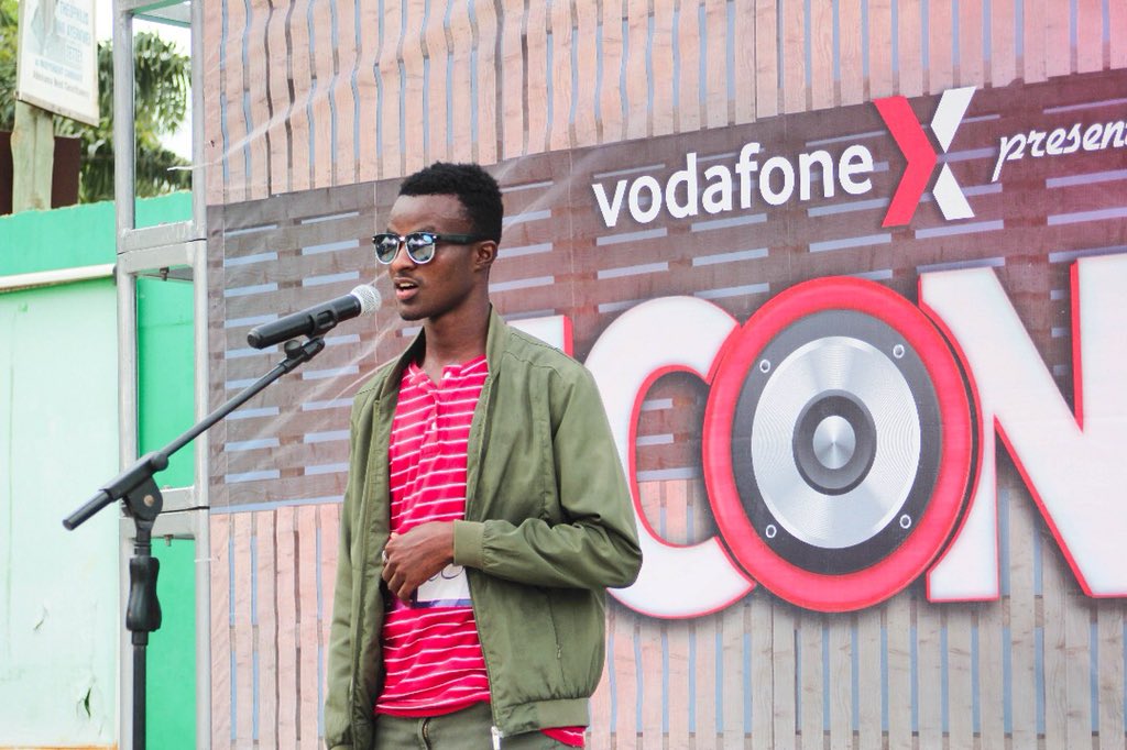 bank_rollers's tweet photo. This boys make us proud by representing @bank_rollers at Vodafone Icon last week at Dansoman ❤️❤️ @founds_junior @VodafoneMusicGH @DenysQwameYame #MakeItLet https://t.co/qLpjL4DDnc
