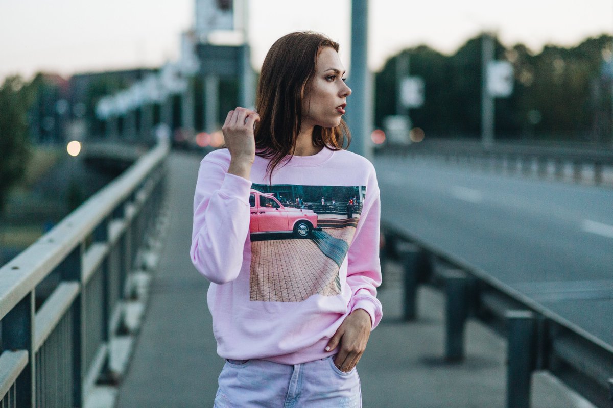 inktale's tweet image. Cotton candy dreams ☁️🌸
Sweatshirt design by StreetGenie
inktale.com/streetgenie/pr…