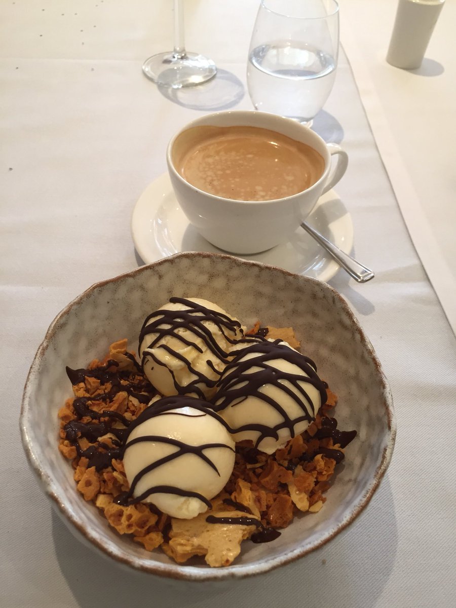 ElofsonMatt's tweet photo. Great food and customer service at the family birthday celebration held at the @FairlawnsHotel in #Alridge #Walsall #WestMidlands #sweetpotatoandcoconutmasala https://t.co/HuioWtBWew