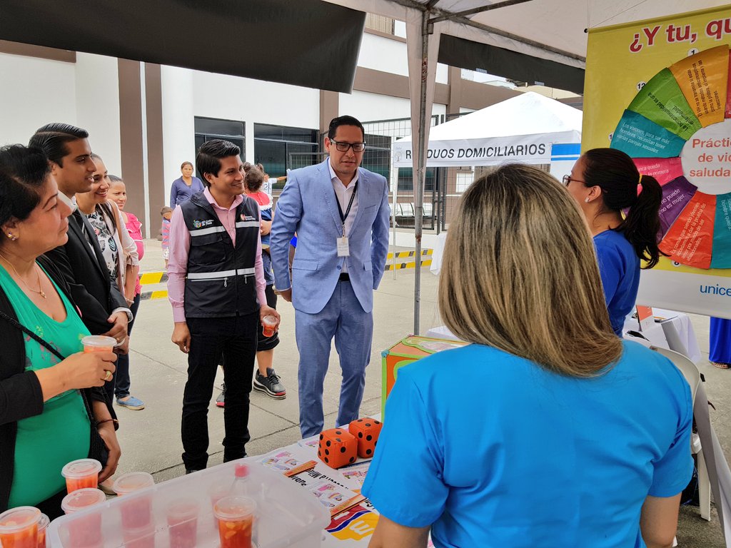 DPS_LosRios's tweet photo. 📍Iniciamos recorrido por feria informativa previo al lanzamiento de la Cuarta fase de la Escuela de Participación Ciudadana.
#ParticipaciónEsSalud https://t.co/lj8pPnsr5X