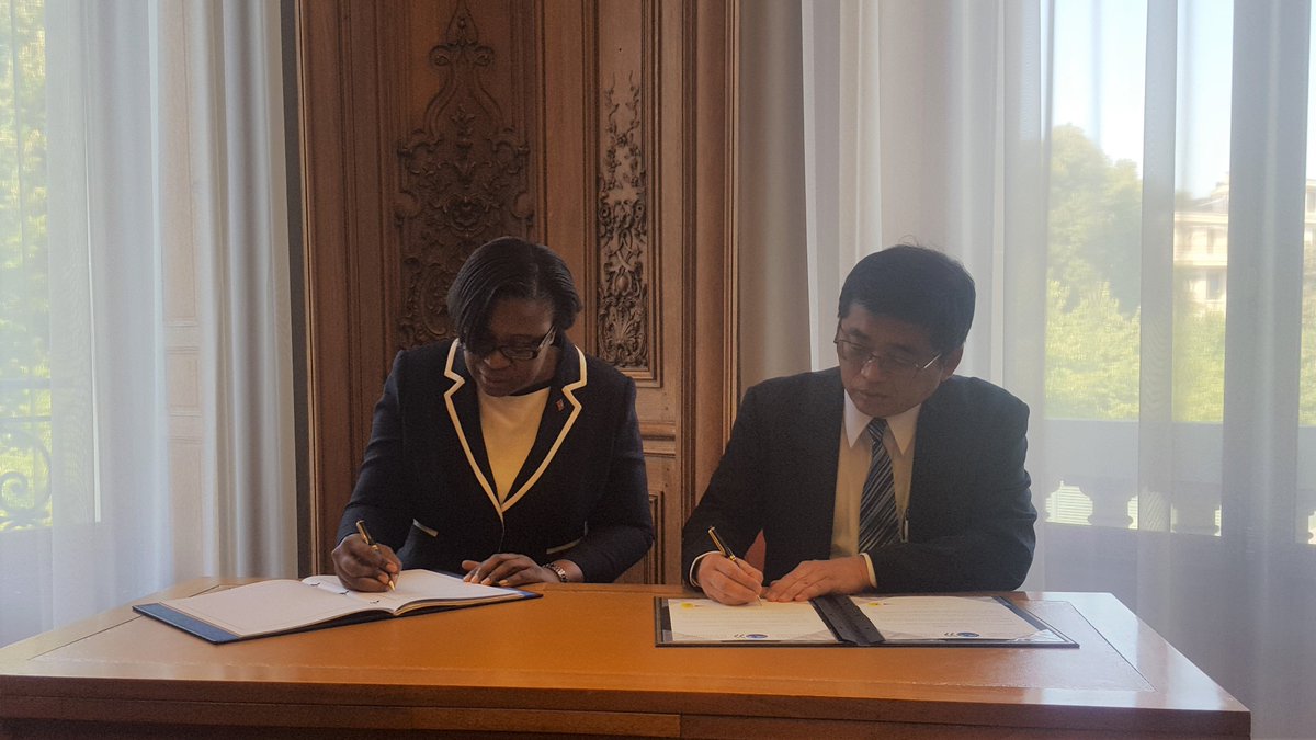 Antigua and Barbuda becomes the 125th jurisdiction to join the most powerful multilateral instrument against offshore #tax evasion and avoidance.

Read the press release ➡️ bit.ly/2NQizUy