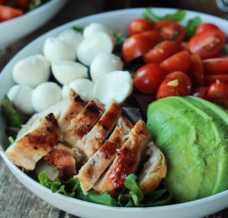 BikiniReadyLife's tweet photo. Need some new recipes to spice up your summer? Try these easy high-protein recipes! 😋 🥑 🥙 #bikiniready #healthy #summer
https://t.co/r4VEXKCh89 https://t.co/puv5CRmq6s