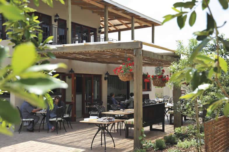 MuluwaLodge's tweet photo. Guests at @MuluwaLodge are ideally situated to explore the scenic #PanoramaRoute. We suggest taking some time out during the day’s sightseeing &amp; the stylish @Magnolia_WR, #WhiteRiver is just the place to do this. 

#DeliciousFood #MpumalangaTourism #supportlocalbusiness #lowveld https://t.co/cJCm6djs0T
