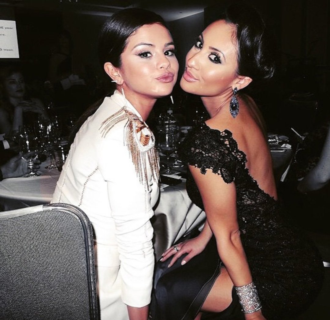 onlyselena26's tweet photo. Happy birthday to the one who saved our beloved queen. So kindhearted❤❤. 
@selenagomez @franciaraisa #selenagomez #selena #gomez #selenator #selenators #selenator4ever #selenatorfamily #SG2 #backtoyou #happylena #fans #selenagomezfans #selgomez https://t.co/3EGifdRIrZ