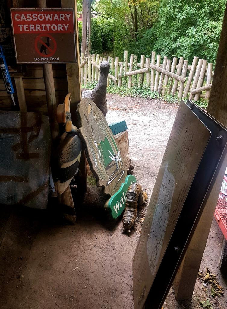 BettyShmem's tweet image. Don't forget; more and more brilliant signage stuff is going to be listed on our @chesterzoo @eBay_UK auction over the next few weeks.

Spoiler alert: look at this secret stash we've just found waiting to be cleaned &amp;amp; listed...#ThisSignIsMine #fridayfeeling #Salvage #Chester