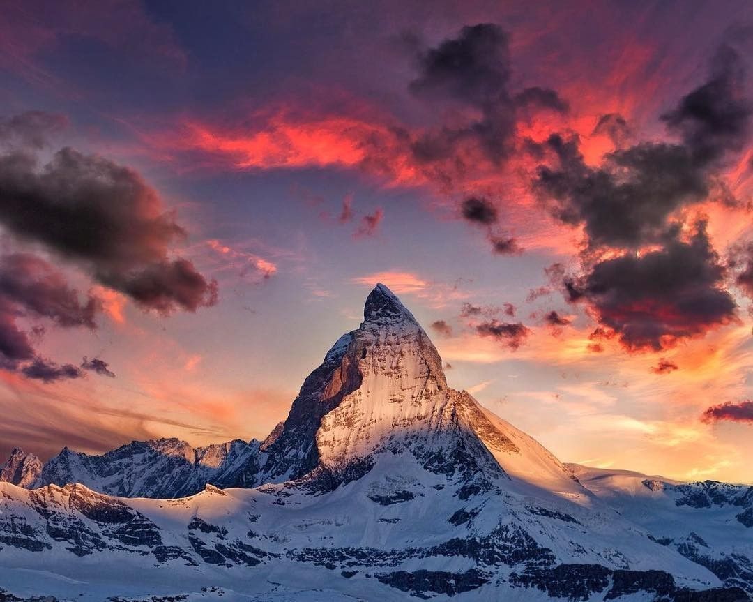 ongoingpro's tweet image. Mountain Views.

Follow instagram.com/ongoingpro 
Tag #ongoingpro to feature your #landscapephotography
📷@thomasfliegner on Instagram