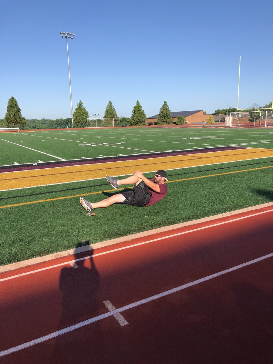 CarboyKathy's tweet photo. Someone’s not as young as he used to be! #gassers #superman #joeisthebest @TurpinSpartans @TurpinSpartans https://t.co/GTnl85Qgsq