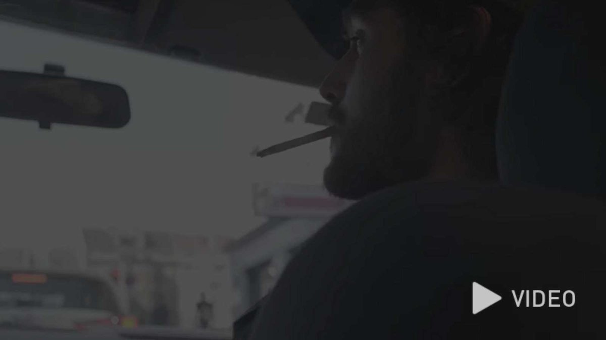 Hiphopde's tweet photo. Melik ft. Crack Ignaz – Rotlicht [Video] https://t.co/16Q0wOYOUN https://t.co/OcKEVnM56y