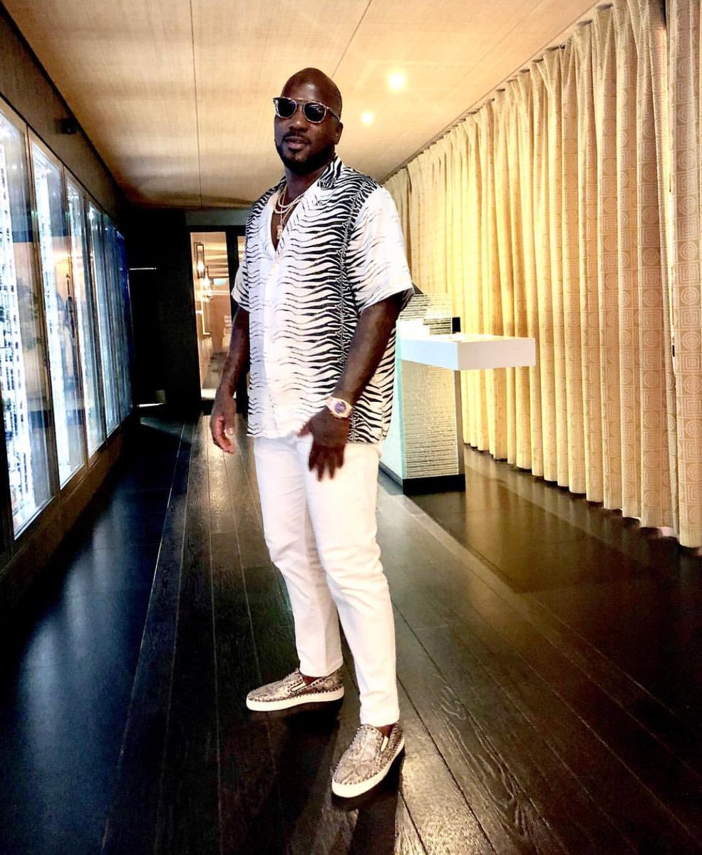 Jeezy's tweet photo. Remember walking to the corner store to get the Glad bags and the Arm &amp; Hammer 🤷🏿‍♂️🇫🇷 #TrustYaProcess #TM104 https://t.co/Gsyt4GgvOS
