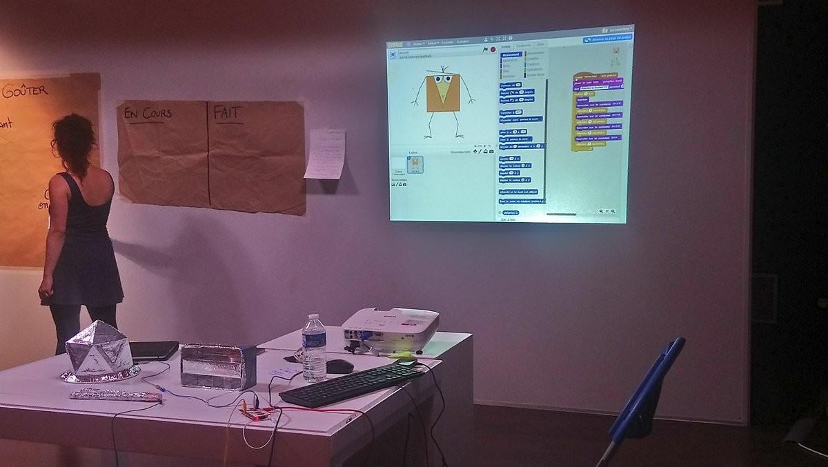PhareNumerique's tweet photo. Hey cet aprem ces Coding Gouter au musée de Saint brieuc jusque 18h ouvert au petit comme pour les grands ! 😁🍫🍭🍨⚙️ https://t.co/nO1sDAOJ1P