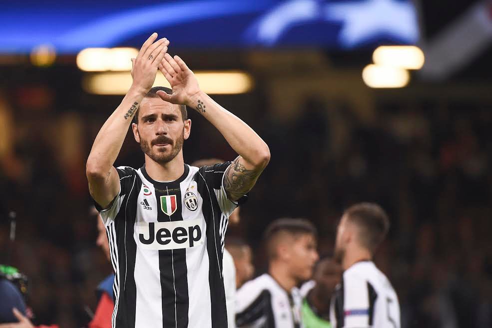 +++SONDAGGIO+++

È più forte Alessio Romagnoli o Leonardo bonucci?

RETWEET per Romagnoli 
LIKE per bonucci 

#Milan