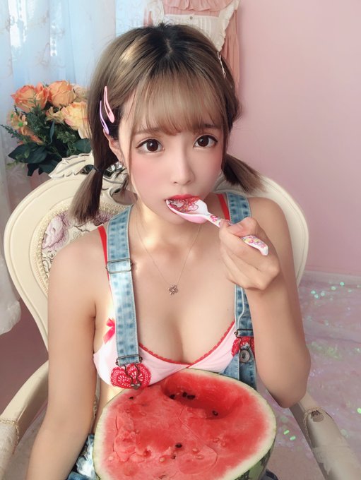 Twitterのコスプレ画像2