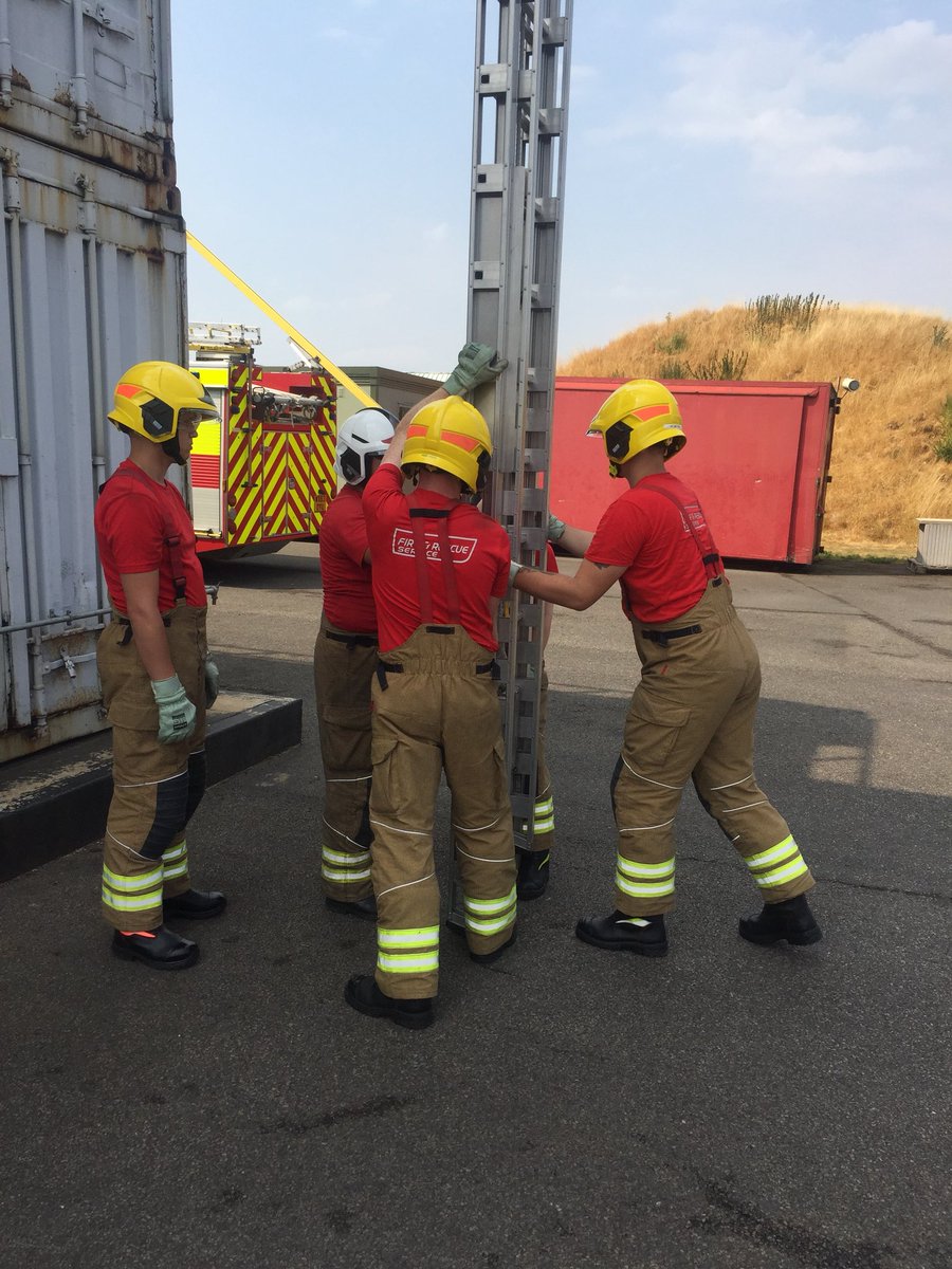 LFR Training (@lfrtraining) on Twitter photo The heat is on 🌞here at training centre but that doesn’t stop our latest on call recruits course 02/18 being put through their paces learning the skills to keep our communities safe.
If you would like to join them please call our <a href="/LincsFireRescue/">Lincolnshire Fire and Rescue</a> recruitment line on 08003580204. The heat is on 🌞here at training centre but that doesn’t stop our latest on call recruits course 02/18 being put through their paces learning the skills to keep our communities safe.
If you would like to join them please call our <a href="/LincsFireRescue/">Lincolnshire Fire and Rescue</a> recruitment line on 08003580204.
