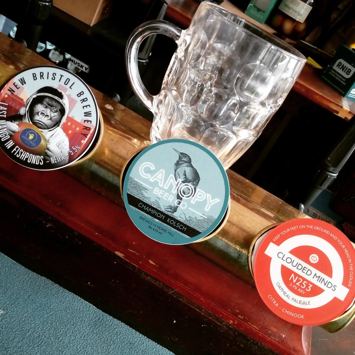 It's rather "muggy" today... Come and cool down with our refreshing selection from <a href="/NewBristol/">New Bristol Brewery</a>
<a href="/CanopyBeerCo/">Canopy Beer Co</a> #cloudedmindsbrewery
.
.
.
.
.
.
.
.
.
.
#beer #craftbeer #keg #pub #bristol #goodbeerguide #mango #kolsch #paleale
