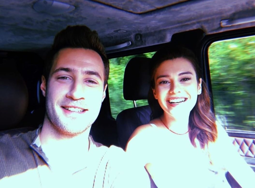 Daha hikayemiz yeni başlıyordu final istemiyoruz! Bize açıklama borçlusunuz. <a href="/ShowTV/">Show TV</a> <a href="/GoldYapim/">Gold Film</a> <a href="/darisibasimiza/">Darısı Başımıza</a> 

DarısıBaşımıza FinalOlmasın