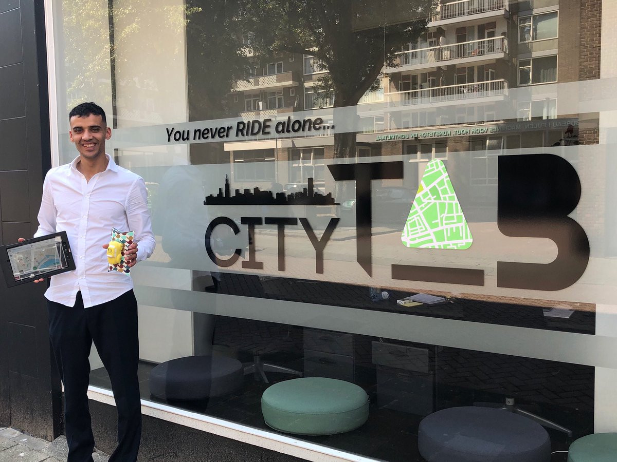 CityTab010's tweet photo. De titel van City Tab #Chauffeur van de maand gaat naar... Nasr! 
Nasr kreeg zóveel positieve #beoordelingen via zijn tablet dat wij hem graag wilden bedanken met een #dinercheque! https://t.co/HmqPVodjc7