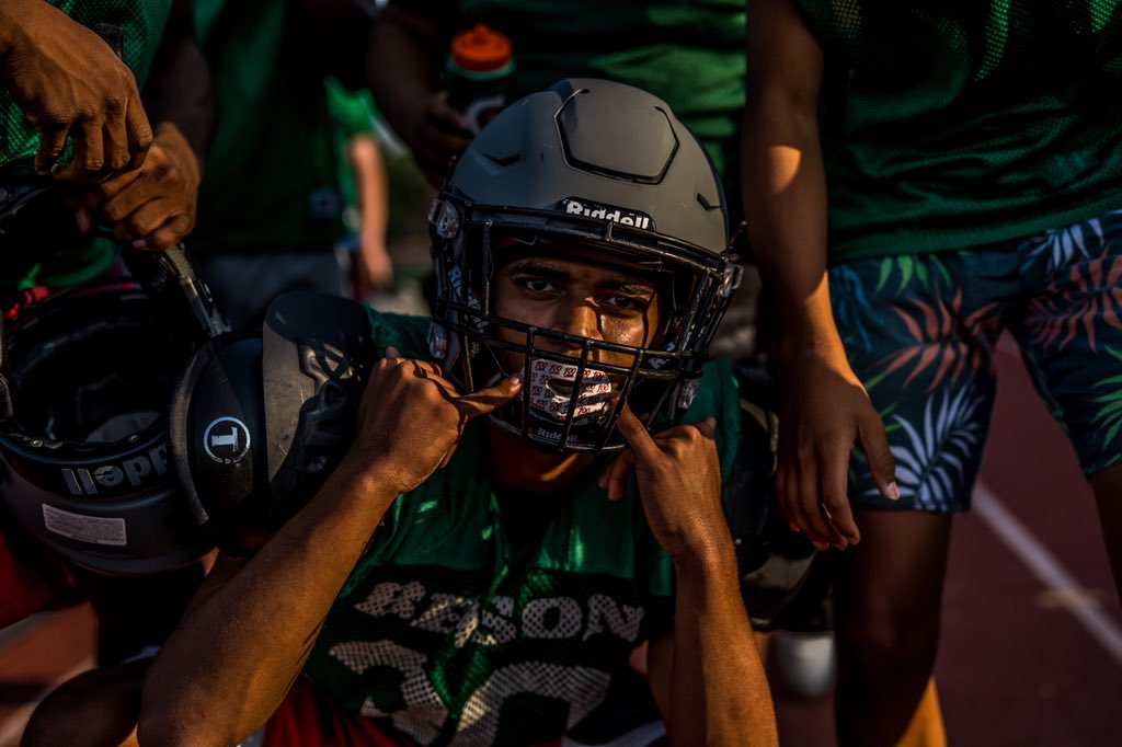 soldier_sports's tweet image. Always keep it 💯- on AND off the field. #100 #ridell  #run #running #elite #fifa #worldcup #soccer #winning #soldier #army #military #usa #kids #fitfam #gametime #game #games #fridaynightlights #grind #motivation #emoji #l #sportswear #apparel