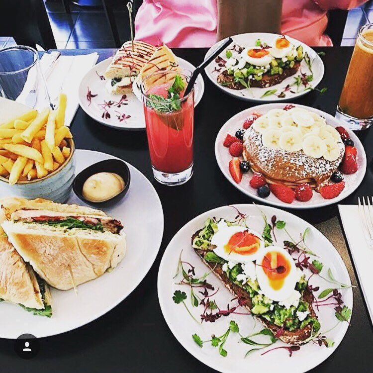 .What would you say for a brunch at @Drunch 
.🚶🏼‍♀️10 minutes away from our Hotel!
#TheDiplomatHotel #love #followback #amazing #instagramers #smile #look #instalike #like4like #picoftheday #instadaily #instafollow #followme #bestoftheday #style #colorful #swag #tweegram