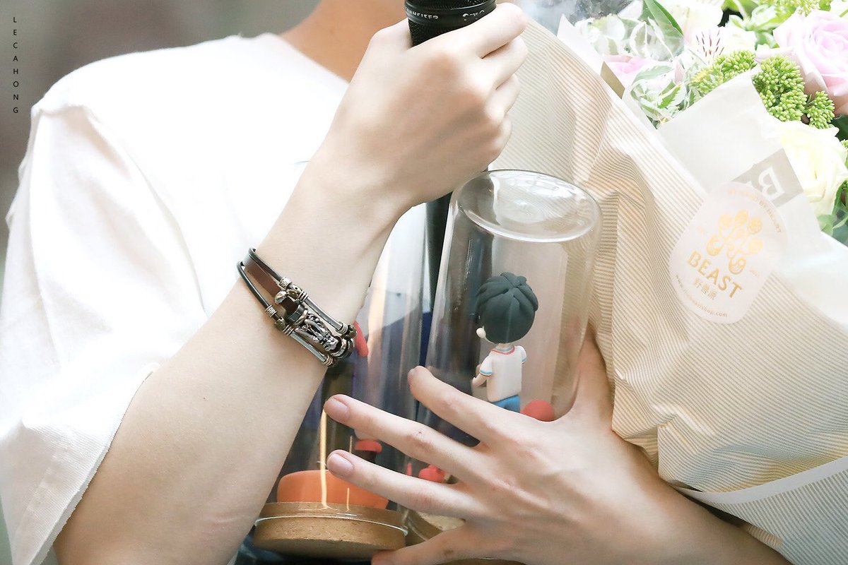 beautiful_hand1's tweet photo. 야오왕 추가 제보 https://t.co/sgeoraHrlW