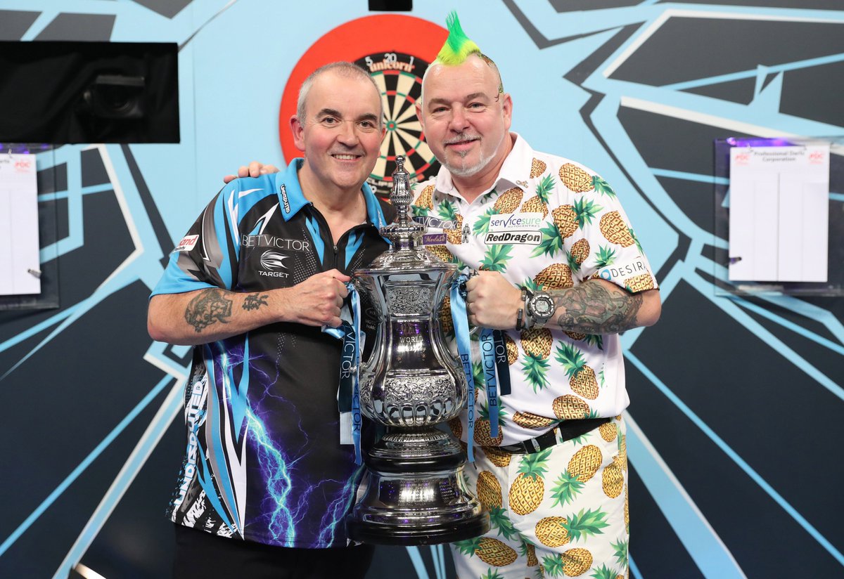 Live Darts tweet media