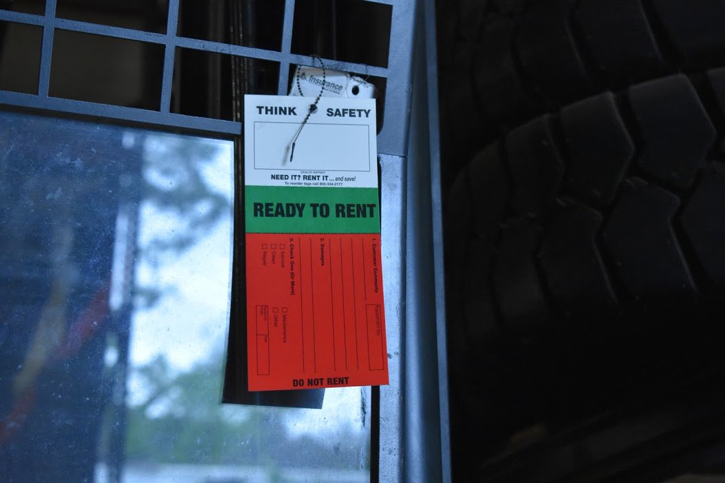 SummitHandling's tweet image. We have plenty of forklifts ready to rent, call us today (203) 239-5351!

#forklift #summittoyota #toyotaforklift #summithandling #forklifts #toyota