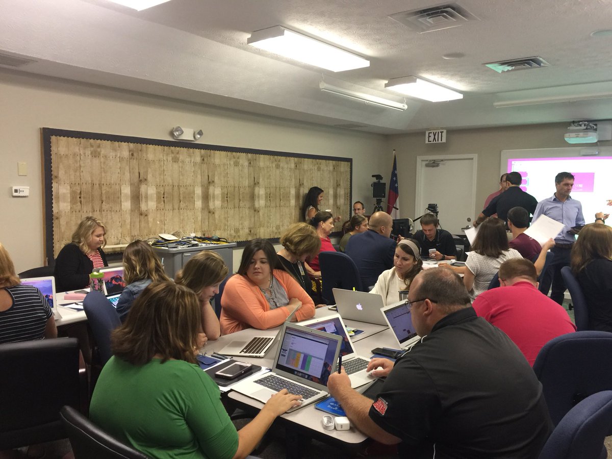 It’s TECH DAY for new employees in Dawson! Exciting! <a href="/DawsonSchools/">Dawson Co. Schools</a> <a href="/DCSchoolsTech/">DCS Tech</a> #1Dawson